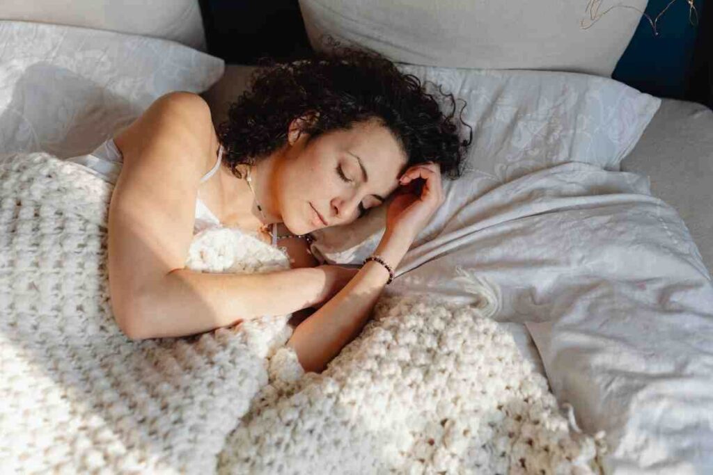 Il sonno perfetto ha un piccolo segreto: a letto bisogna andarci così