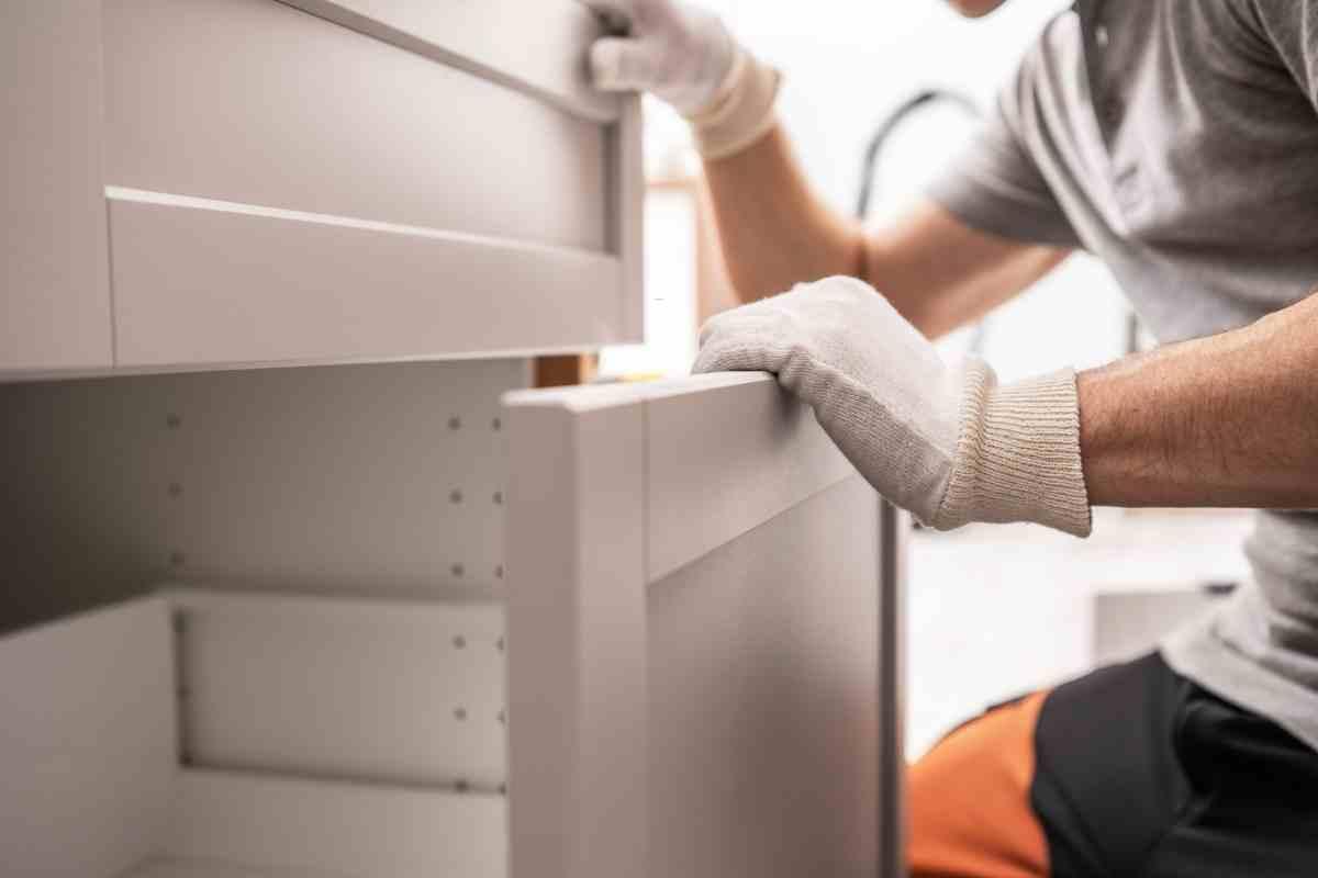 Scoppia l'effetto Ikea: ecco perché ci piace così tanto montare le cose